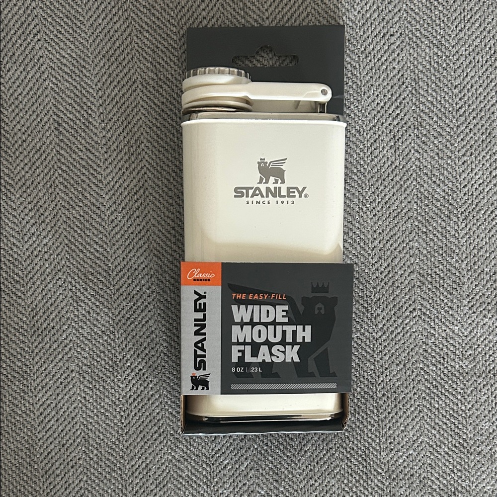 Stanley Classic Cream Wide Mouth Flask